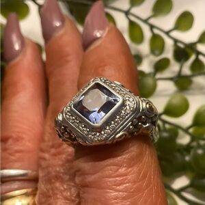 John Hardy Topaz Batu. Sky Blue w/ Diamonds. Size 6   Excellent.